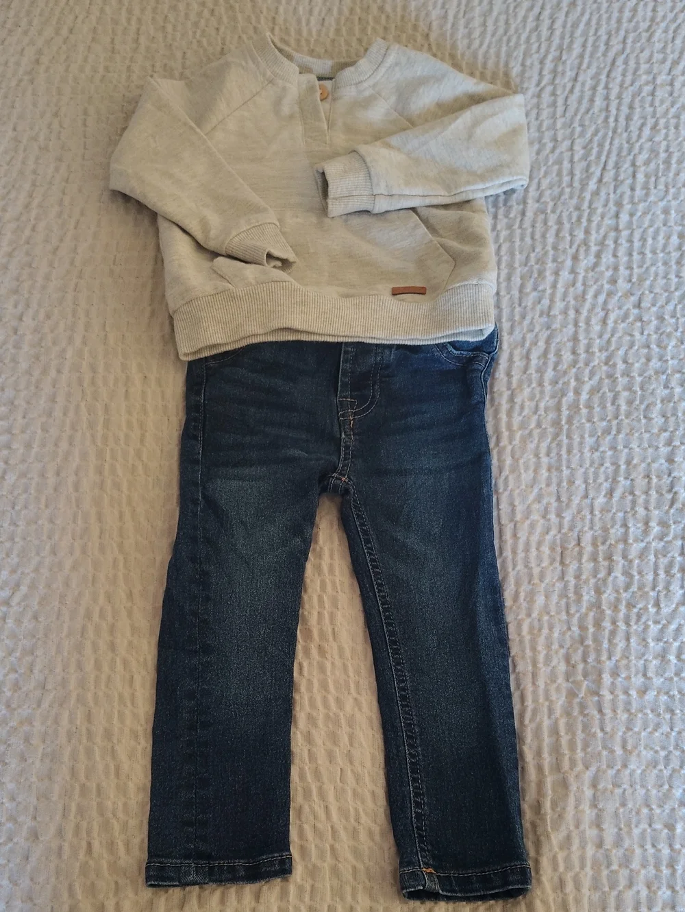 Seven for All Mankind Outfit Kids Jeans Sz. 24 M & Gray Henley Size 18 M